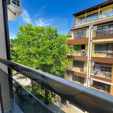 1br Golden Urban Nest With Parking Апартамент