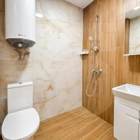 1br Golden Urban Nest With Parking Апартамент *